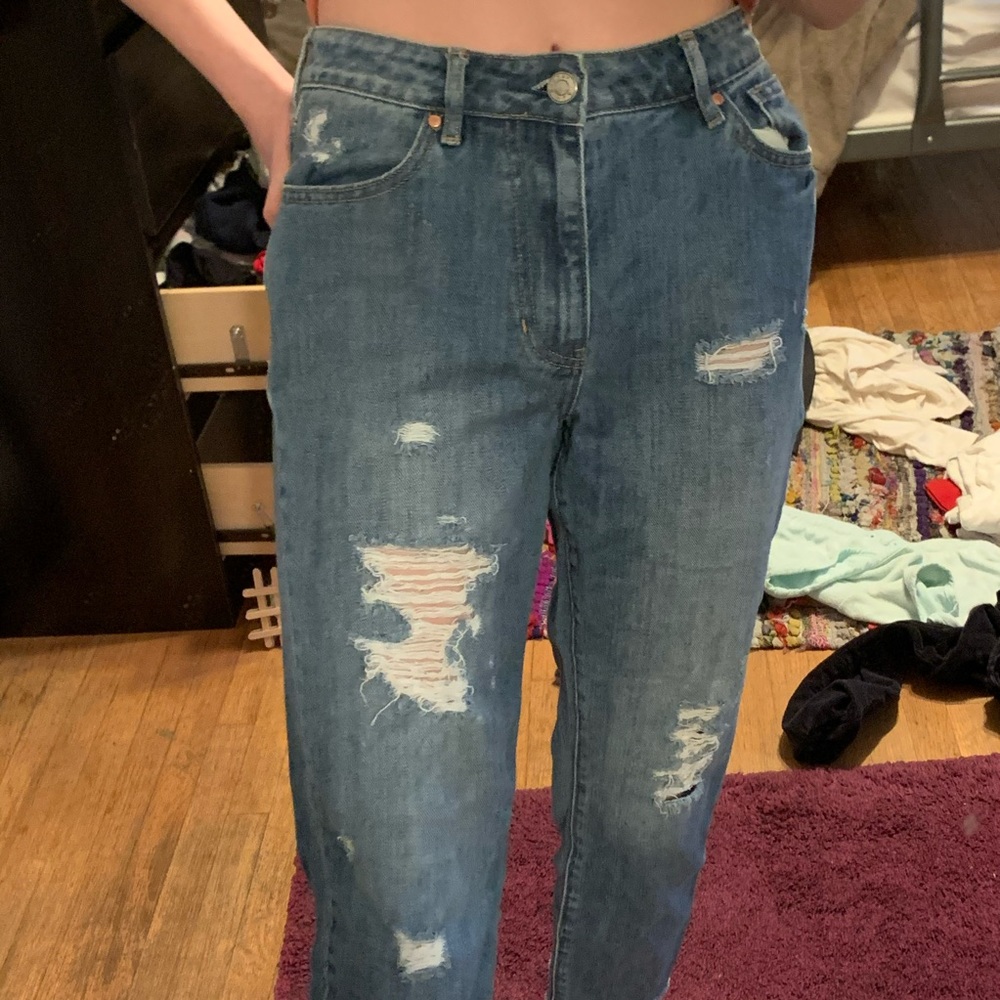 pacsun ripped high waisted mom jeans!